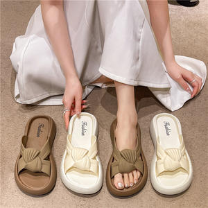 Sandalias Antideslizantes de Verano para <span class=keywords><strong>Mujer</strong></span> 2025, Nuevas Sandalias de Playa Casuales con <span class=keywords><strong>Suela</strong></span> Gruesa, Chanclas Modernas para <span class=keywords><strong>Mujer</strong></span>, Pantuflas Cómodas para el Hogar - Product Image 4