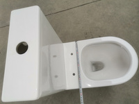 WC moderne à deux pièces à chasse directe, en céramique, à poser au sol, avec abattant à fermeture douce