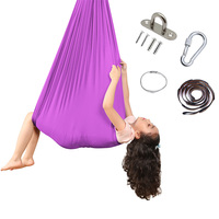 Hamac de yoga en tissu nylon en stock pour enfants autistes et à besoins sensoriels, pour l'intérieur et l'extérieur