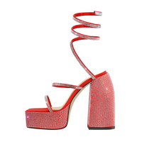 Sandales pour femmes avec strass en cristal Talons bloqués pour femmes et Aldies Prix de gros en usine Taille américaine 5 à 15