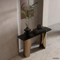 Table console de style moderne italien de luxe avec plateau en marbre, base en métal doré, table de présentation minimaliste pour salon, garantie 2 ans