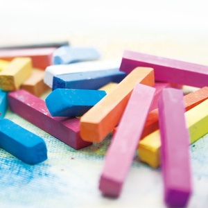 AUREUO Set di 24 Colori Pastelli Morbidi per Artisti, Prezzo di Fabbrica, per Pittura e Disegno Creativo, Ideale per Principianti - Product Image 4