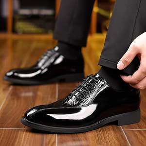 High-quality men's business formal leather <b>shoes</b> with crocodile pattern wedding <b>shoes</b> of premium British style genuine leather - Product Image 4