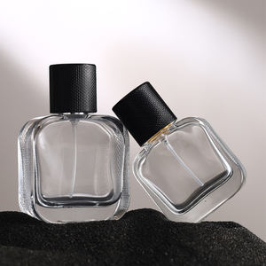 Botella de Perfume de Vidrio Vacía de Alta Gama con Fondo Grueso y Esquinas Redondeadas, Cuadrada Plana, de 30ml, 50ml, 100ml, MOQ Bajo - Product Image 4