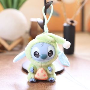 Llavero de peluche Stitch de 15 cm, muñeco de vinilo suave con forma 3D para adorno de bolso - Product Image 4