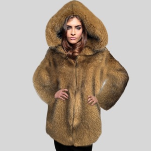 Manteau d'hiver mi-long à capuche pour femme, doublé de fourrure, chaud, en fourrure de renard teinte, style décontracté, vente en gros - Product Image 2