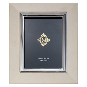 Marco de <span class=keywords><strong>fotos</strong></span> de cuero Soporte DE <span class=keywords><strong>FOTOS</strong></span> ligero Estampado blanco Regalo de boda de lujo Marco DE <span class=keywords><strong>FOTOS</strong></span> cuadrado plateado de 7 pulgadas de gama alta <span class=keywords><strong>con</strong></span> brillo - Product Image 1