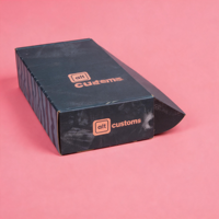 Boîte d'expédition en carton ondulé noir avec impression marbre de luxe, logo personnalisé, design intérieur artistique, emballage pour envoi postal