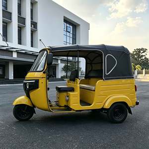 Tuk-tuk <span class=keywords><strong>Taxi</strong></span> Giallo Resistente per il Commercio Transfrontaliero con Batterie a Lunga Durata e Ampio Spazio Interno - Product Image 3