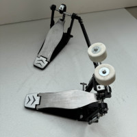 Prix de gros direct usine : Accessoires pour batterie, Planche de pédale double en alliage d'aluminium