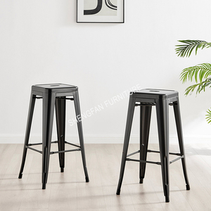 Venta al por mayor <span class=keywords><strong>barato</strong></span> aleación de aluminio <span class=keywords><strong>Tolix</strong></span> estilo apilable Metal hierro mostrador taburetes sillas de barra alta para la venta - Product Image 1