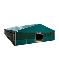 Tente d'arène équestre à structure en aluminium courbée, résistante au vent et personnalisable avec logo, toutes saisons, pour centre d'entraînement équestre en extérieur