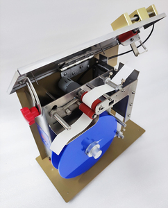 Etiquetadora Semiautomática Pequeña, Despegador de Etiquetas, Sellado en Ángulo Recto de Cajas, Adhesivo Transparente Anti-Falsificación - Product Image 5