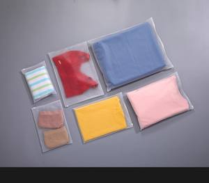 Sac à fermeture éclair transparent givré écologique en CPE/EVA pour vêtements, chaussettes, chaussures et fourrures - Product Image 3