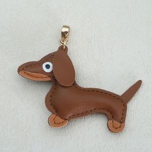 Llavero Colgante de Perro Salchicha Miniatura, Animal de Dibujos Animados con Hebilla Redonda Pequeña, Colgante de Cachorro de Cuero PU para Bolso, Colgante Premium para Coche - Product Image 4