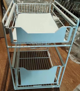 Organizador de Estanterías Móviles con 2 Estantes de Almacenamiento Grandes, Estante de Almacenamiento Deslizable para Espacios Estrechos Debajo del Fregadero - Product Image 4