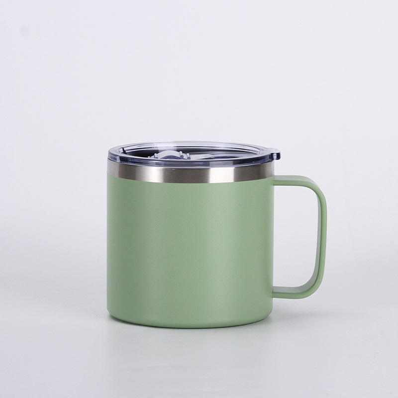 สีเขียวอ่อน