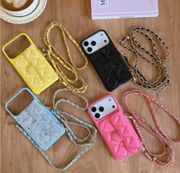 Coque de téléphone de luxe à texture diamantée avec porte-cartes et chaîne pour iPhone 11, 12, 13, 14, 15, 16, 17 Pro Max, 17 Air – Meilleure vente