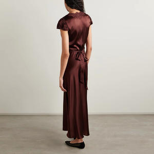 เดรสผ้าไหมซาตินทรงเอไลน์ แขนพอง เอวธรรมชาติ ระบายอากาศได้ดี แต่งลูกไม้ปักลายสไตล์วินเทจฝรั่งเศสสำหรับผู้หญิง ความยาวปานกลาง แบบ ODM - Product Image 3