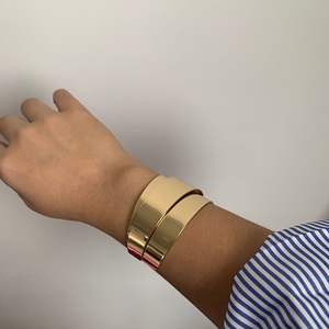 2023 nouveauté bijoux de mode luxe Double couche irrégulière ouvert manchette <span class=keywords><strong>Bracelet</strong></span> 18K plaqué or brillant femmes <span class=keywords><strong>Bracelet</strong></span> Bracelets - Product Image 4