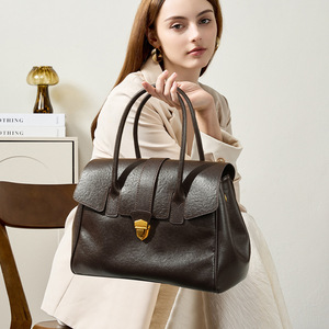 Classic Handcrafted Top Layer Vegetable <strong>Tanned</strong> Leather <strong>Handbag</strong> With Turn Lock &amp; Adjustable Strap Structured Tote Ideal Work Bag - Product Image 1