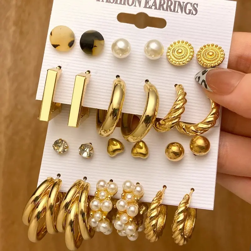 Wholesale Fashion Pearl Butterfly Gold Hoop Earring Resin Love heart Pendant Drop Earrings for women Gift Jewelry Accessories