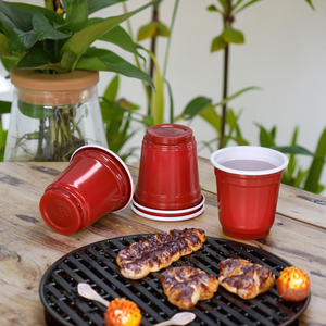 Bicchierini di plastica da 2 once, Mini bicchieri da tiro usa e getta rossi, adatti a feste, carnevali e qualsiasi evento - Product Image 1