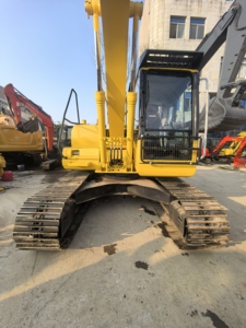 Excavadora usada original de Japón, Komatsu PC130-7 de 13 toneladas, excavadora hidráulica de cadenas PC 130-7 en buen estado. - Product Image 4