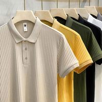 Chemises polo pour hommes de haute qualité à manches courtes, séchage rapide, imprimés rayés avec décoration boutonnée, tissu polyester de qualité pour hommes
