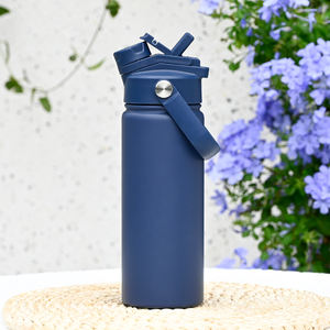 Bouteille d'eau potable spatiale en acier inoxydable de 18oz fiole isolée sous vide étanche pour les sports de plein air, le camping et les voyages - Product Image 1