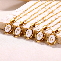 Collier personnalisé avec initiales, vente en gros, OEM, acier inoxydable, pendentif 26 lettres, chaîne plaquée or, bijoux de mode, usine