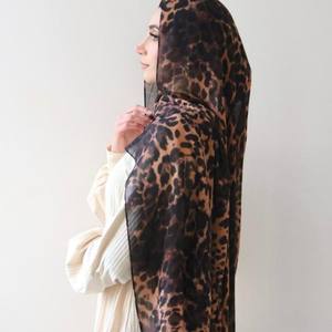 Personalizado 2025 nuevo estilo Floral impreso Modal viscosa Hijab bufanda transpirable bambú impreso algodón cómodo pañuelo para la cabeza para - Product Image 3