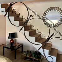 Rampe d'escalier en spirale en fer forgé, main courante en métal, design circulaire pour les espaces restreints
