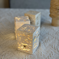 Lampe décorative en travertin naturel de qualité supérieure, rechargeable par USB, pour chambre à coucher, hall d'hôtel, salle d'exposition, ornement, OEM ODM disponible