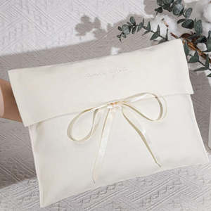 Pochette personnalisée imprimée en PU écologique et recyclable avec rabat pour emballage cadeau - Product Image 4