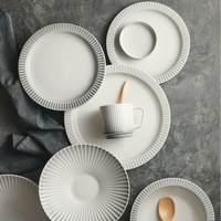 Service de Table en Grès de Style Nordique, Vaisselle en Céramique Créative pour la Maison, Assiette à Petit Déjeuner Simple, Bol à Soupe et Assiette à Fruits avec Coffret Cadeau