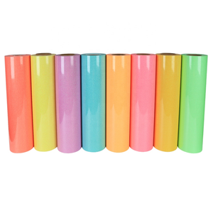 Échantillon gratuit YS de <span class=keywords><strong>vinyle</strong></span> thermocollant à paillettes arc-en-ciel sans fluorescence pour vêtements, rouleau de transfert thermique HTV - Product Image 2