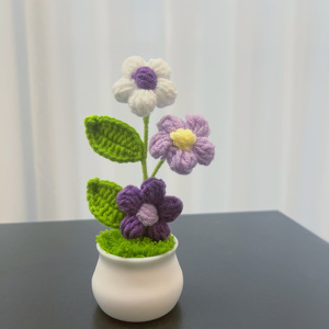 Fleurs artificielles en crochet de luxe - Tournesols, marguerites, lys de vallée pour la décoration de la maison, des hôtels, des restaurants, des banquets - Product Image 3