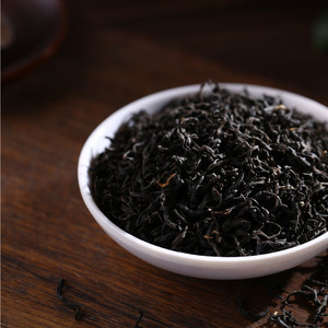 Set da Tè in Elegante Confezione Regalo Cinese, Tè Nero Dolce e Maltofuso, Liquore Rosso Brillante, Gusto Vellutato e Corposo, Tè Nero in Foglie Sfuse - Product Image 3