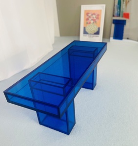 Chaise d'Exposition à Chaussures en Acrylique Bleu Tendance, Transparente et de Luxe, Vente en Gros - Product Image 6
