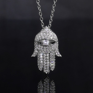 Collana con ciondolo a mano di Hamsa da donna, con catena lunga intarsiata scintillante, gioielli alla moda stile street - Product Image 6
