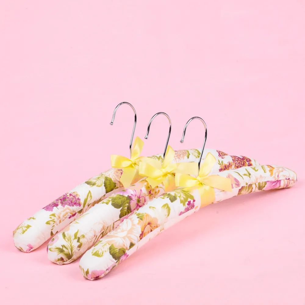 Fashion fabric satin padded hangers wholesale with bowknot