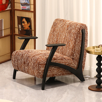 Fauteuil d'appoint de style Mid-Century, fauteuil rembourré avec structure en bois et pieds noirs pour salon