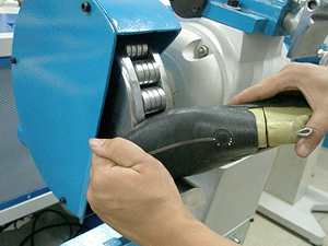 Máquina de calzado para aplastar y aplanar la esquina inferior del cuero, máquina de martilleo y pulido de calzado - Product Image 6