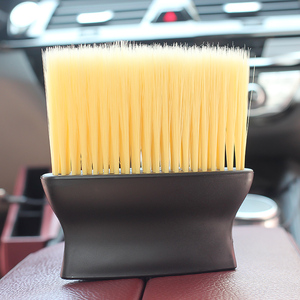 Cepillo de cerdas suaves para limpiar el polvo de las ranuras del interior del coche, herramienta de limpieza de ventilación con cerdas largas, negro y amarillo, material PP manual. - Product Image 5