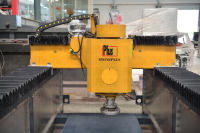 Machine de polissage et de meulage de pierre Stoneplus, petite, contrôlée par PLC, pour pierres tombales et dalles