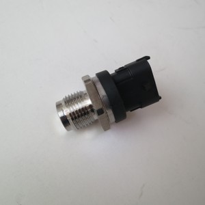 Pièces de moteur diesel ISB/ISF/ISX en gros, capteur de pression du rail commun 0281006325 - Product Image 6