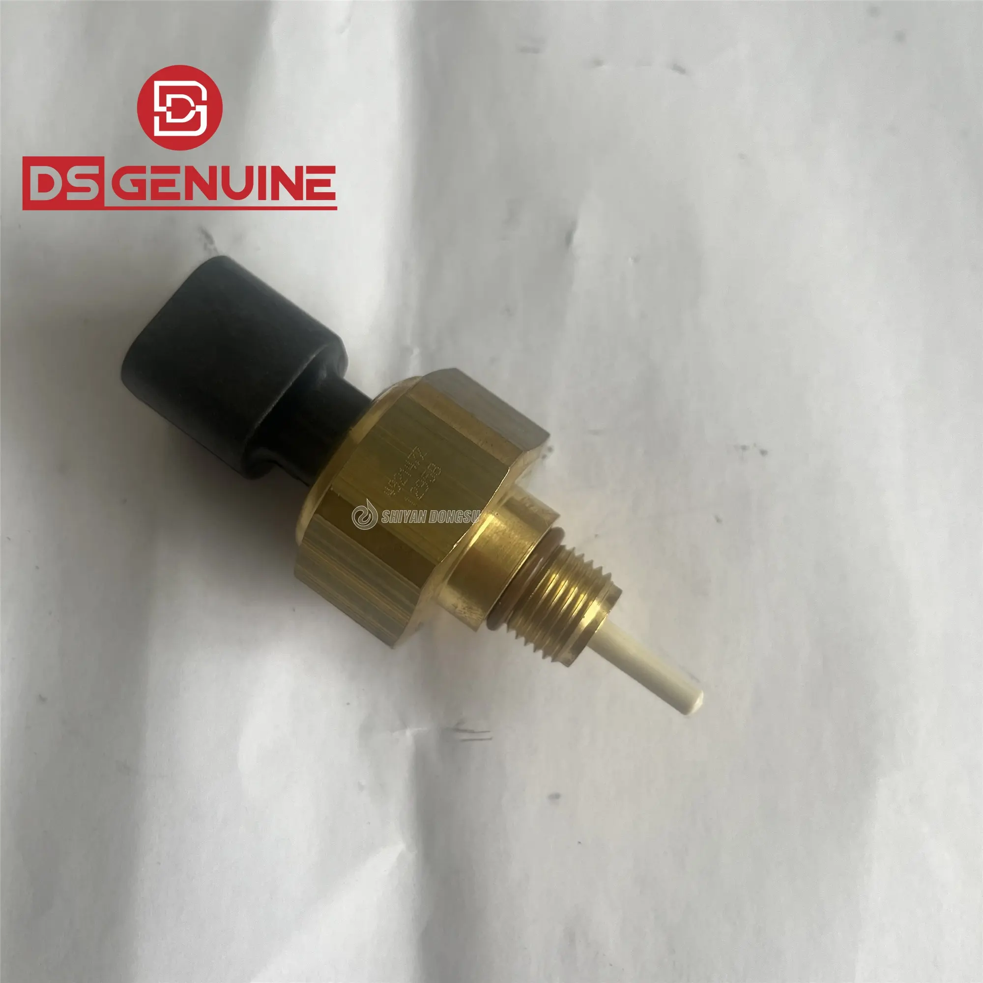 Cảm biến áp suất dầu diesel xcec qsm11 ism11 M11 4921477