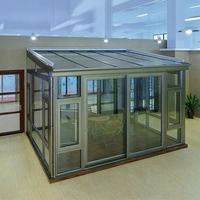 Verrière de jardin d'hiver personnalisée avec structure en aluminium anodisé, toit polygonal et construction autoportante pour villa, hôtel