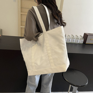 <span class=keywords><strong>Sac</strong></span> fourre-tout pour femme en nylon toutes saisons avec fermeture éclair, grande capacité, design simple, <span class=keywords><strong>sac</strong></span> à <span class=keywords><strong>main</strong></span> portable pour le travail et les voyages - Product Image 5